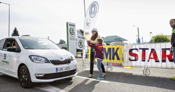 Soutěži ŠKODA Economy Run 2017 dominovaly vozy na CNG Citigo G-TEC posádky Tomíšek-Kazda na startu Škoda Economy Run 2017