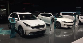 Eco vozy na veletrhu Amper 2018 – 20-23. března Kia Niro PHEV a Oprima PHEV - Ženeva 2018