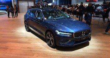 Volvo V60 Twin Engine AWD T6 a T8 – Ženeva 2018 Volvo V60 Twin Engine AWD - Ženeva 2018