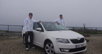 ŠKODA Octavia GreenLine dojela z Prahy na Nordkapp na 2 nádrže, celkem přes 3 500 km Marek Tomíšek a Lukáš Kubiena, Nordkapp