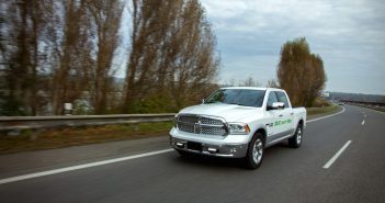 RAM 1500 EcoDiesel, extrémní test spotřeby s přejezdem „české route 66“ Jízda s RAM 1500 EcoDiesel po dálnici na Příbram