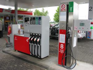 Plnicí stanice na CNG u čerpací stanice