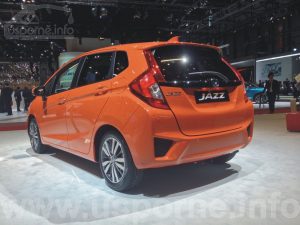 Honda Jazz zezadu