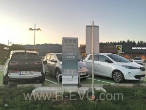 Nissan Leaf na cestě do Chorvatska - nabíjení Völkermarkt