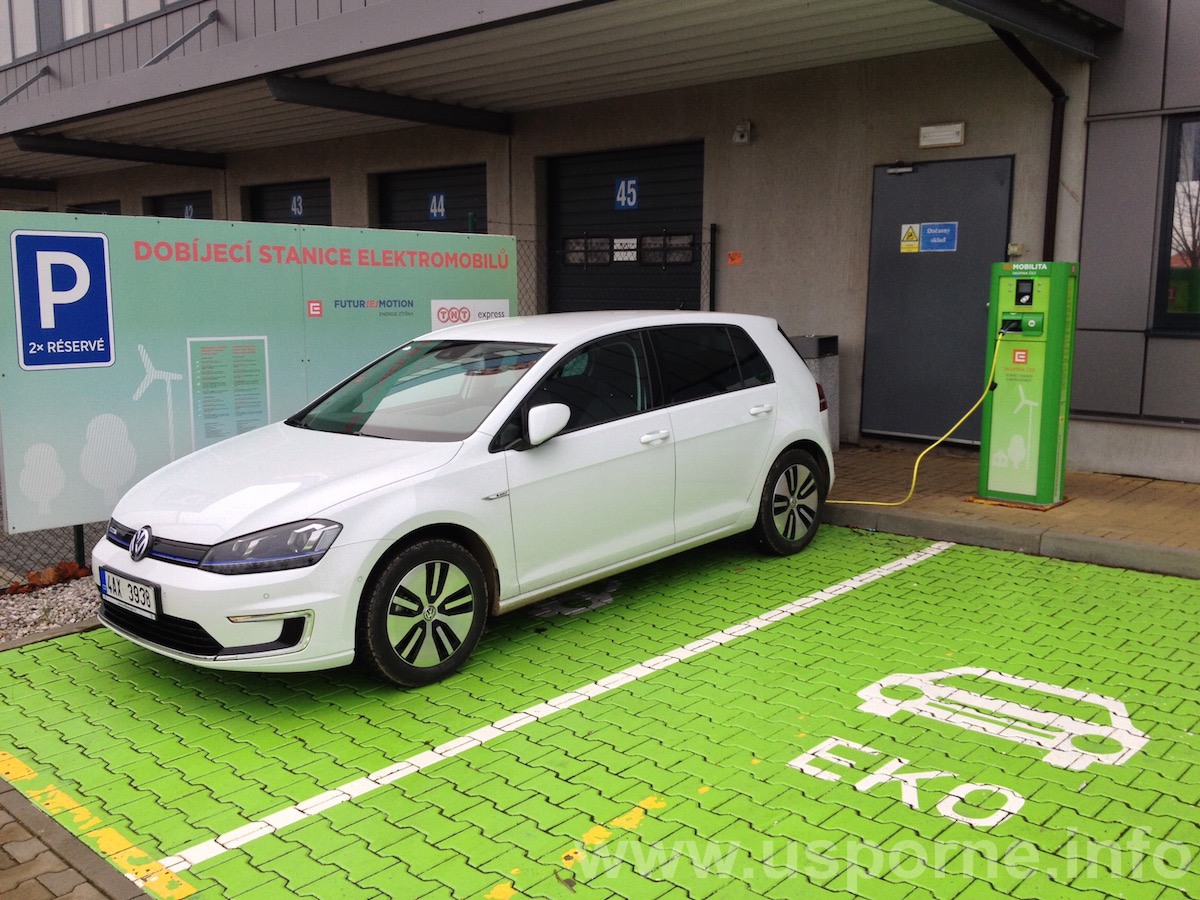 Volkswagen e-Golf - zepředu