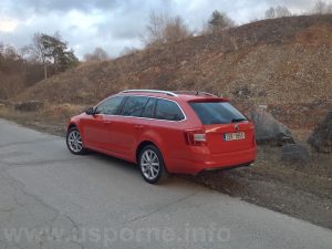 Škoda Octavia Combi 1,4 TSI 110 kW DSG – zezadu