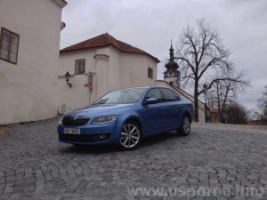 Škoda Octavia 1,2 TSI DSG - zepředu