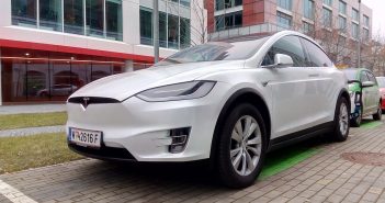 Tesla Model X v ČR – první svezení Tesla Model X - zepředu