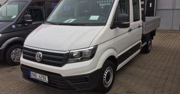 Jak úsporný je nový Volkswagen Crafter a jak jezdí Volkswage Crafter - dvojkabina, valník