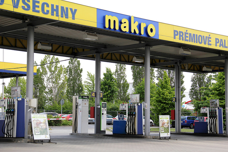 Čerpací stanice MAKRO s plnicí stanici na CNG