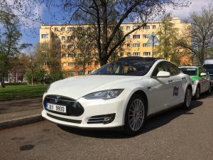 Tesla Liftago - zepředu