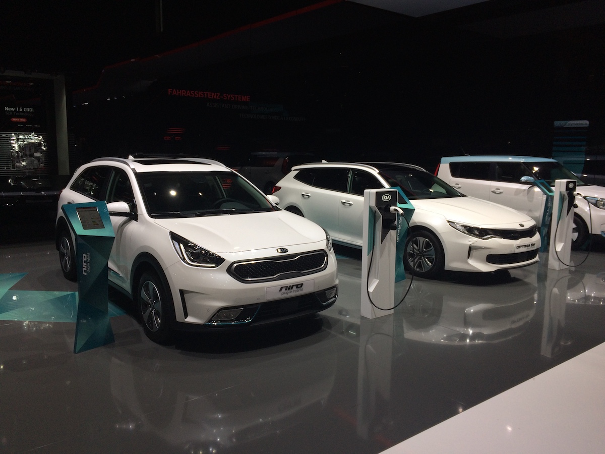 Kia Niro PHEV a Oprima PHEV - Ženeva 2018