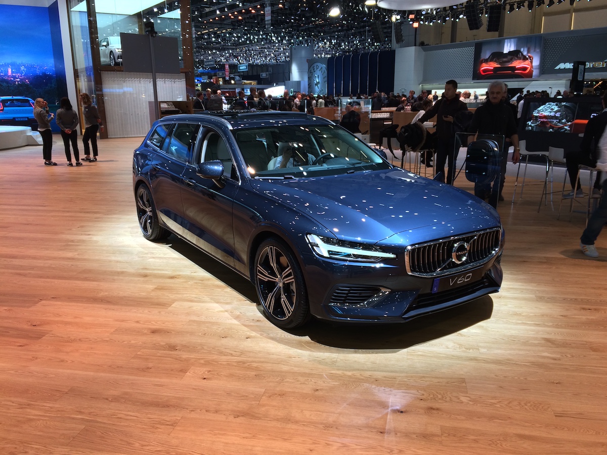 Volvo V60 Twin Engine AWD - Ženeva 2018