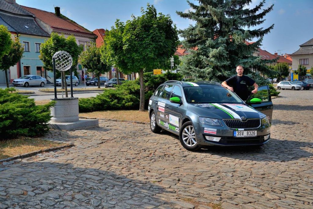 Marek Tomíšek a Škoda Octavia G-tec - náměstí Kouřim