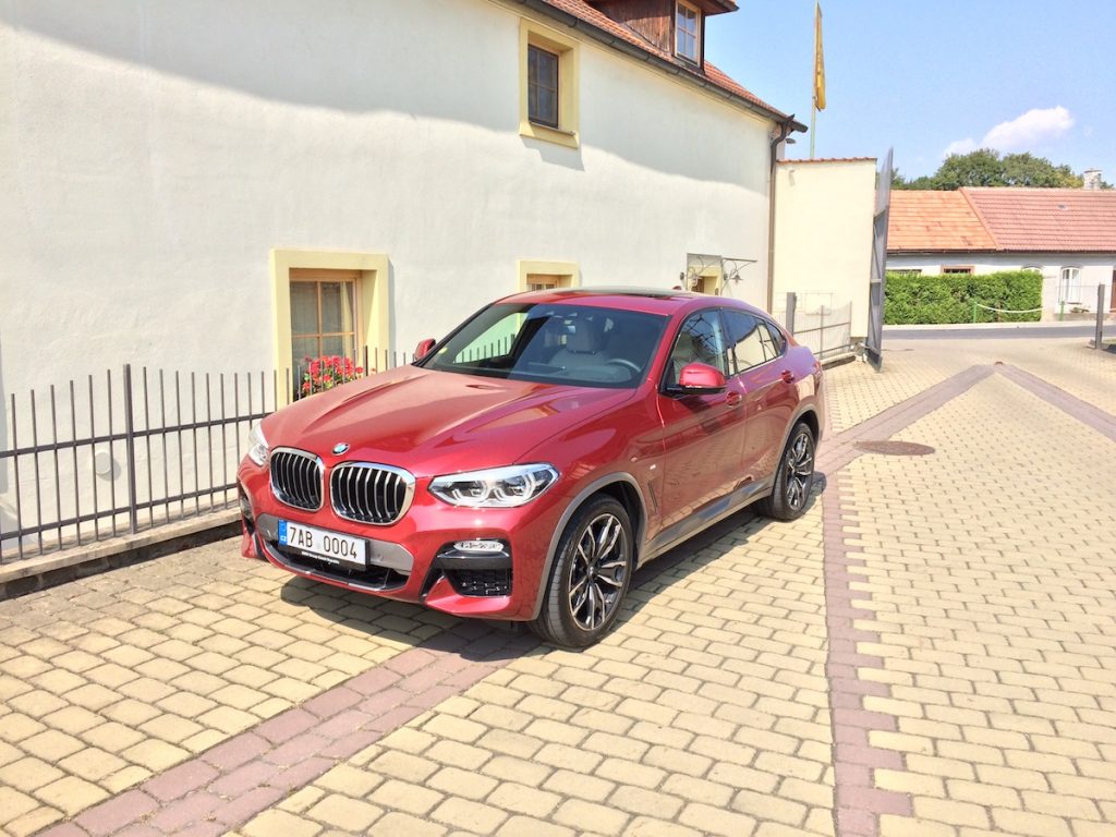 BMW X4 xDrive30i 185 kW