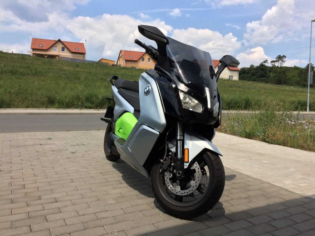 BMW C-evolution zepředu