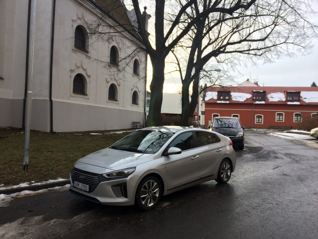 Hyundai Ioniq Hybrid - Pelhřimov