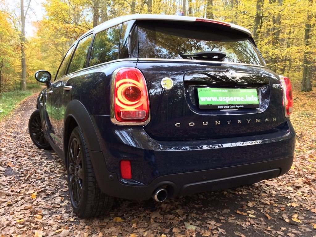 Mini Countryman S E All4 - zezadu