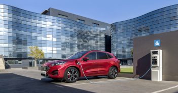 Nový Ford Kuga jako mild-hybrid, hybrid i plug-in hybrid Ford Kuga 2019 Plug-in Hybrid