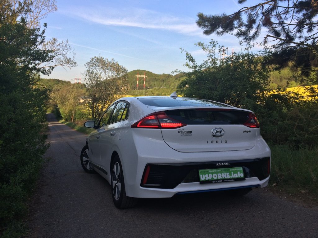 Hyundai Ioniq Plug-in Hybrid - zezadu