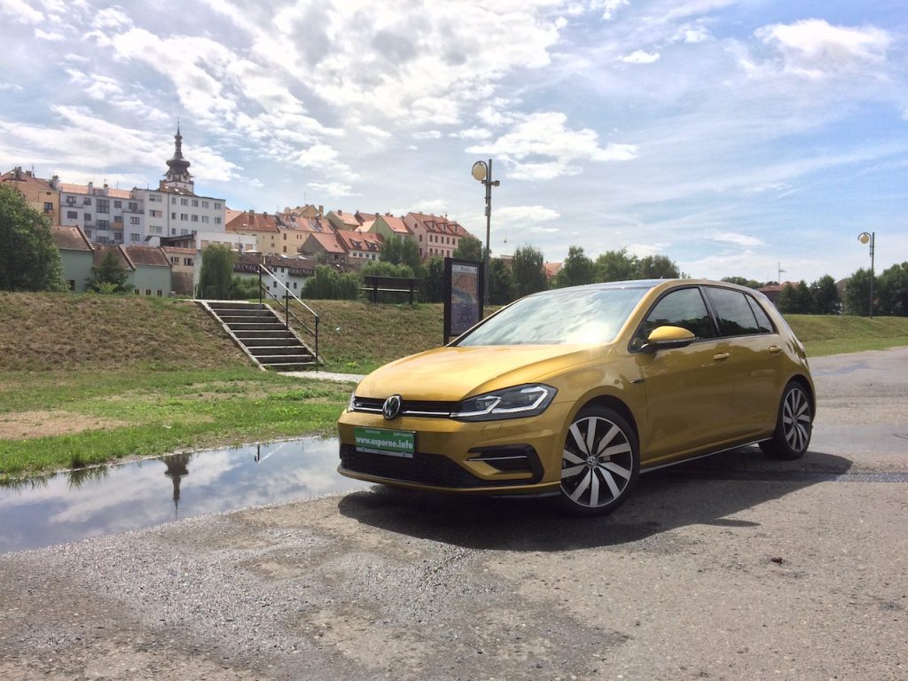 Volkswagen Golf 1,5 TSI - zepředu