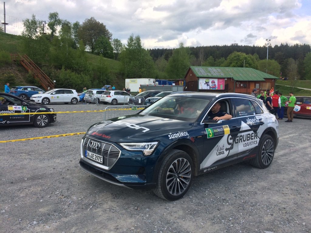 Guido Guerinni a jeho tovární Audi e-tron na startu