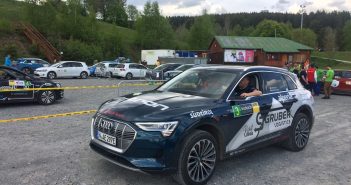 Czech New Energies Rallye 2019 ovládly vozy Audi díky zkrácení trasy Guido Guerinni a jeho tovární Audi e-tron na startu