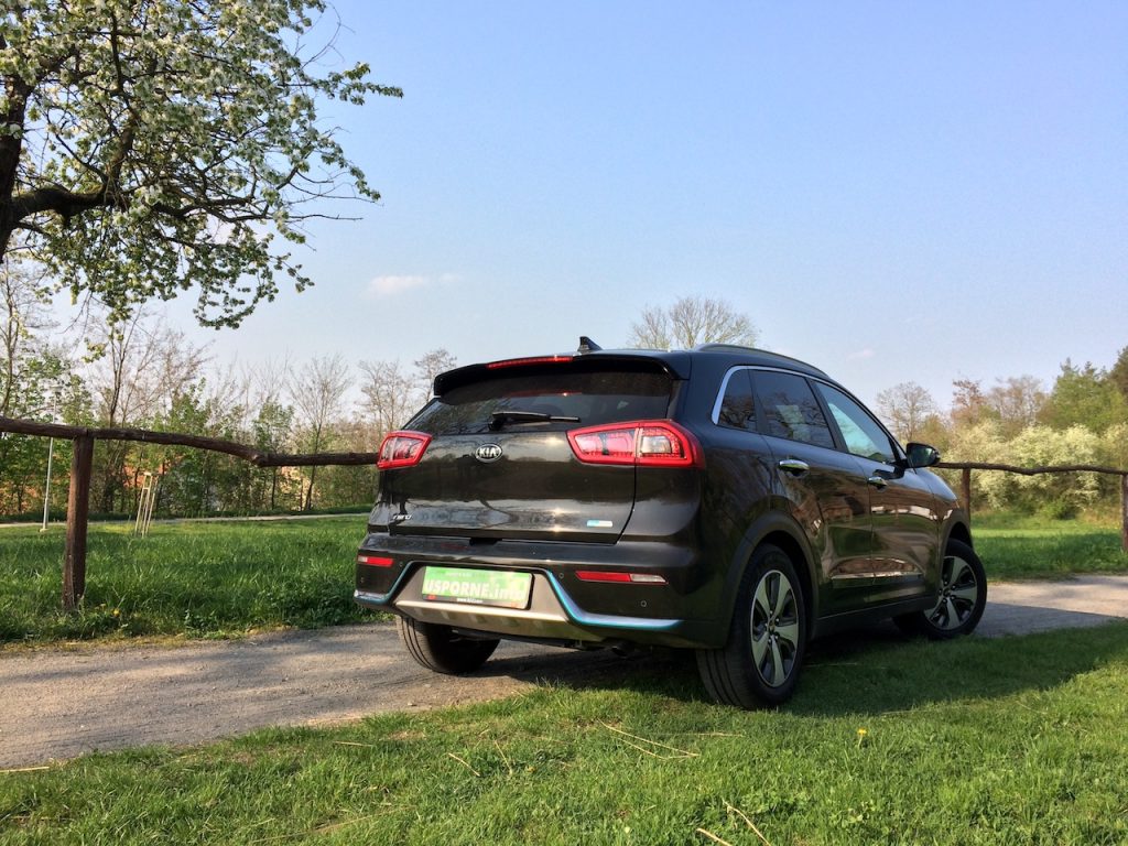 Kia Niro PHEV (plug-in hybrid) - zezadu