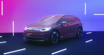 Volkswagen představil elektromobil ID.3, má 10 tisíc rezervací Volkswagen ID.3 - náhled maskovaného auta