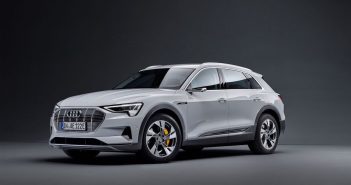 Audi e-tron 50 quattro, velké SUV s nižším výkonem a menší baterií Audi e-tron 50 quattro