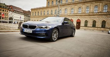 Plug-in hybrid BMW 530e dostal větší baterii BMW 530e Sedan - plug-in hybrid