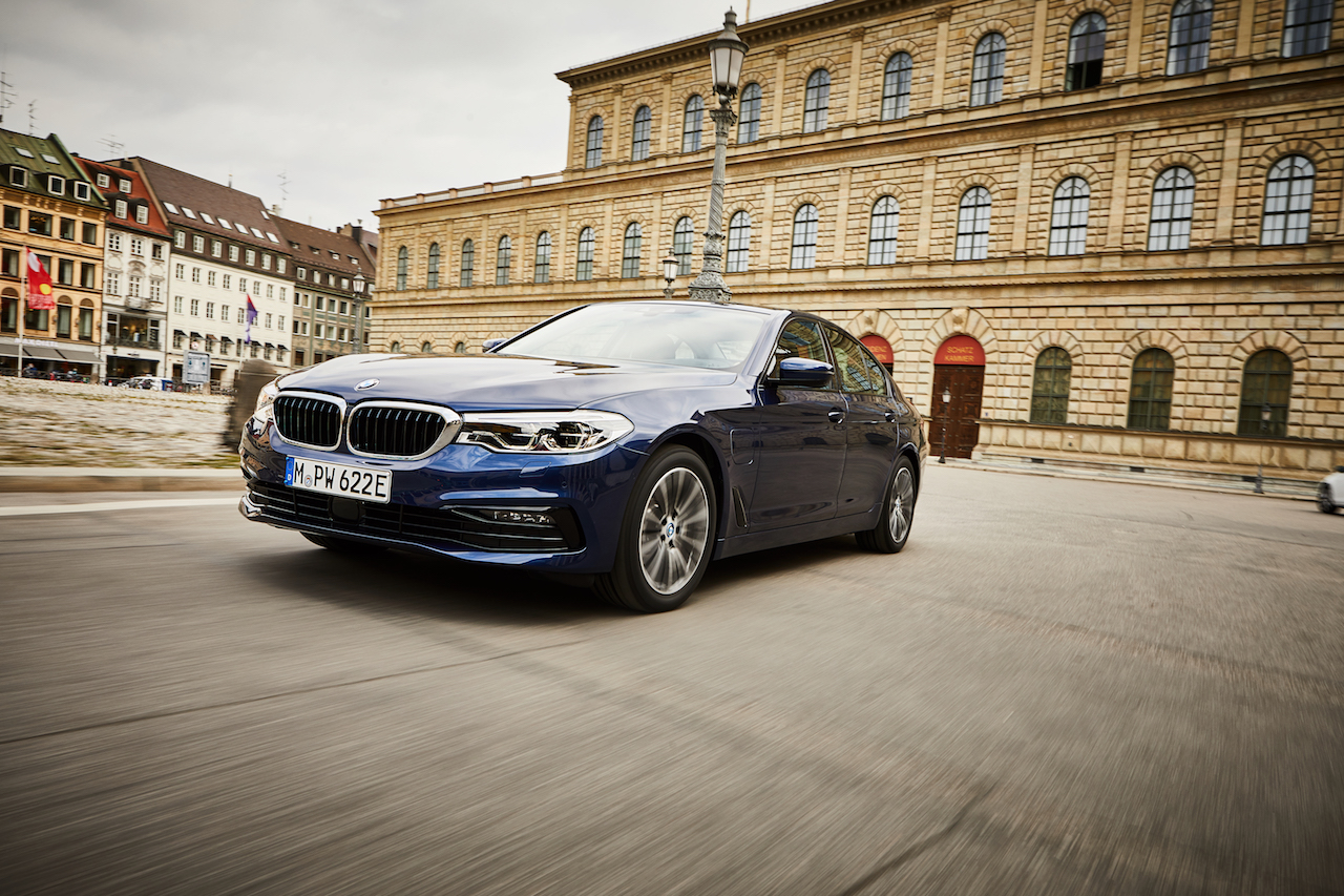 BMW 530e Sedan - plug-in hybrid