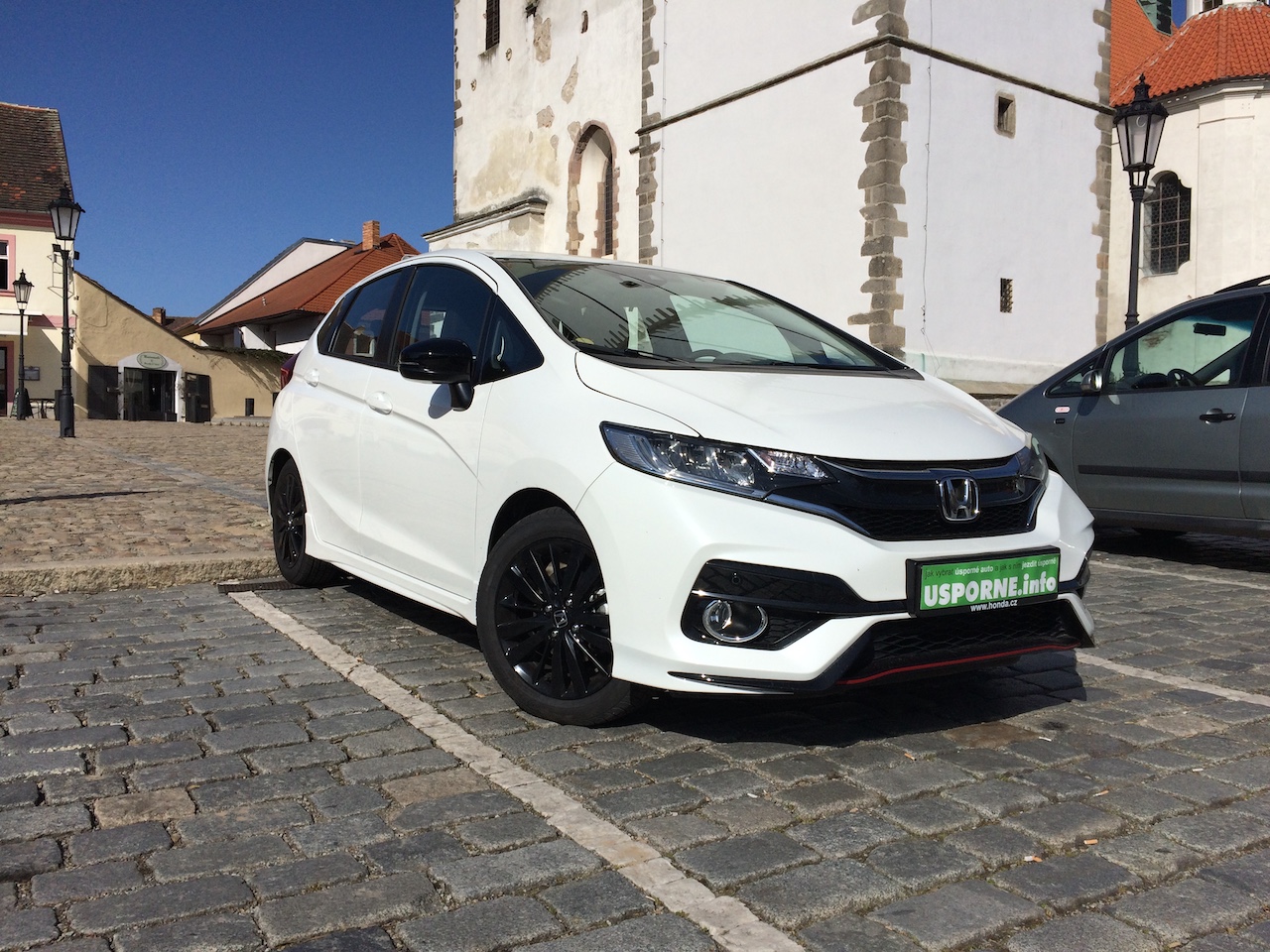 Honda Jazz Dynamic 1,5 i-VTEC 96 kW CVT - náhled