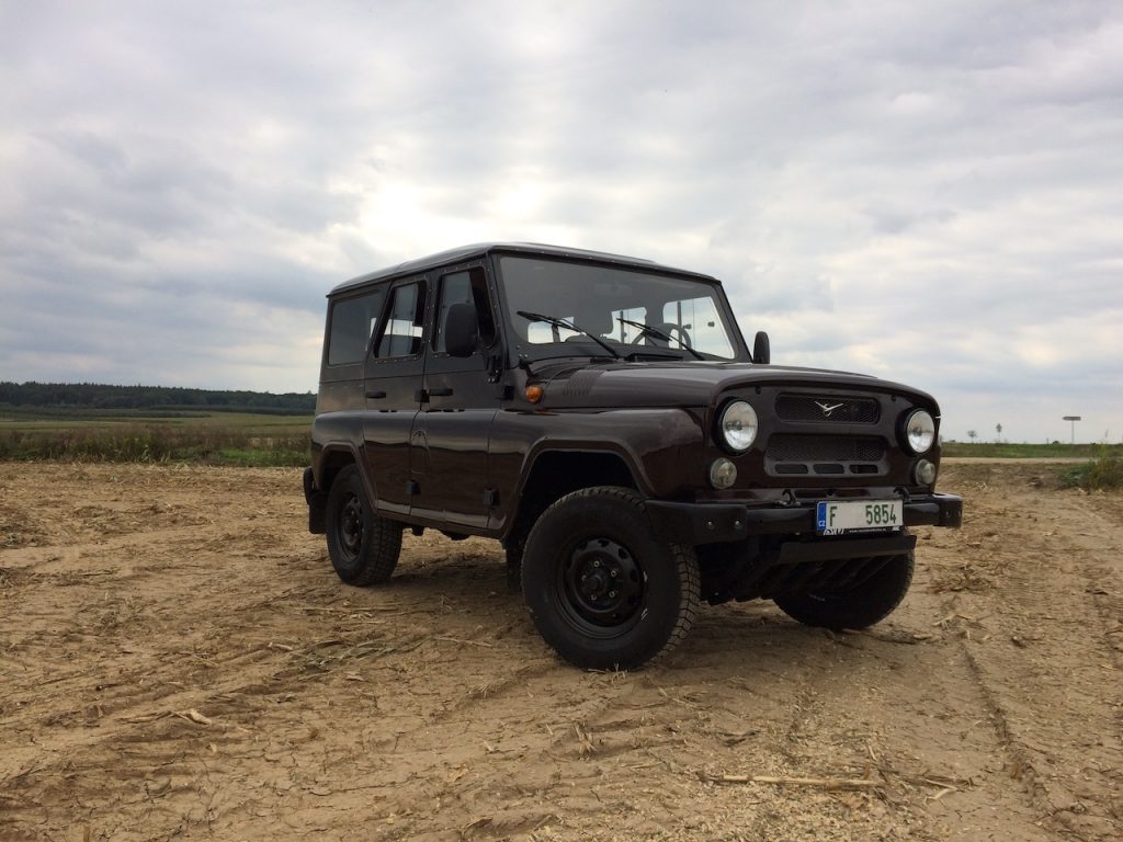 UAZ Hunter - zepředu