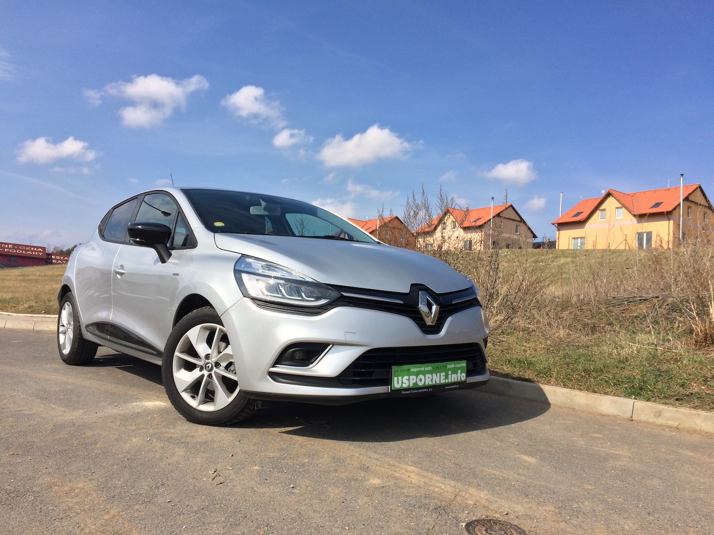 Renault Clio TCe 90 - zepředu