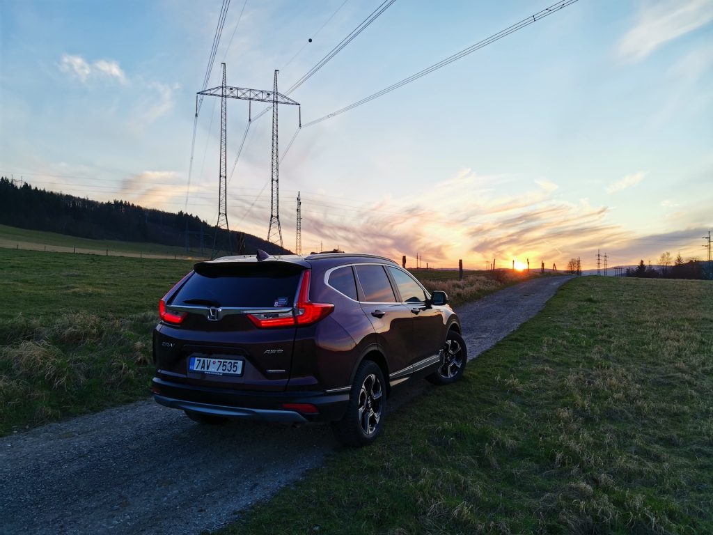 Honda CR-V Hybrid 4WD - zezadu