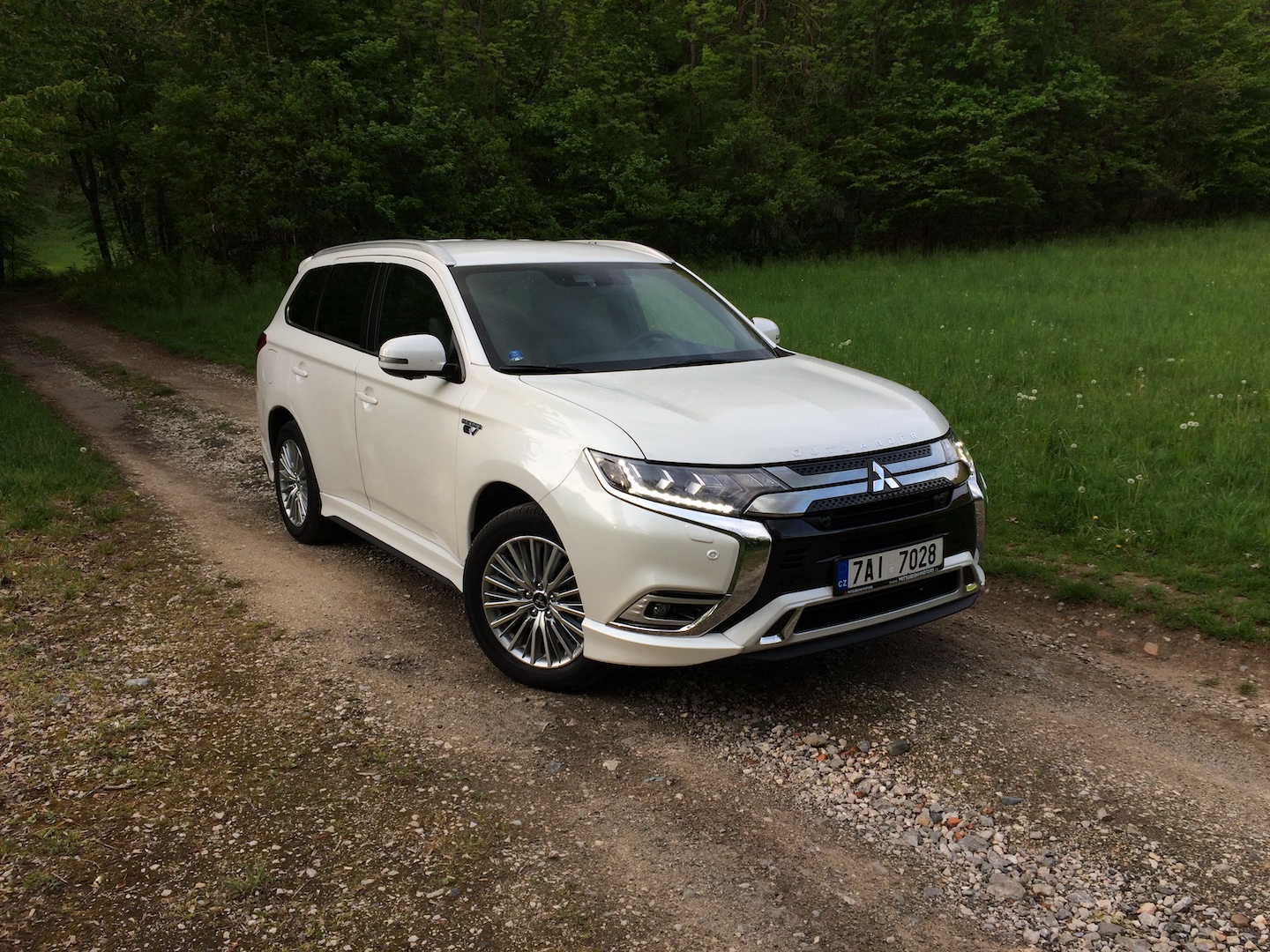 Mitsubishi Outlander PHEV MY19