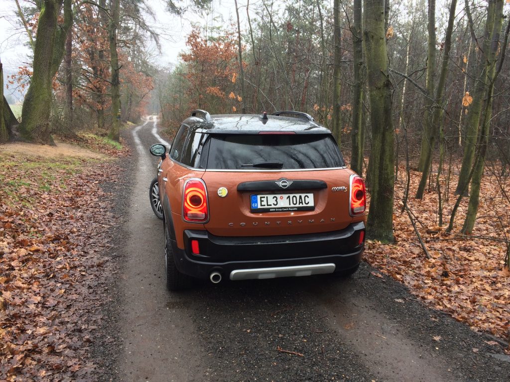 Mini Cooper S E Countryman All4 -zezadu