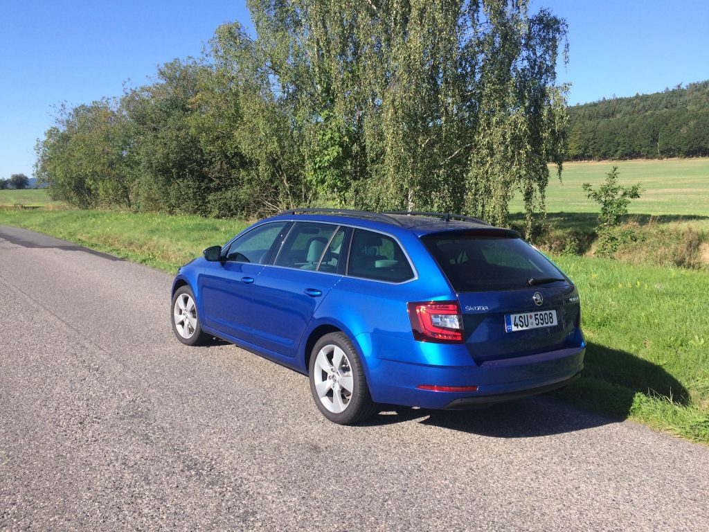 Škoda Octavia Combi 1.5 G-TEC 96 kW DSG - zezadu