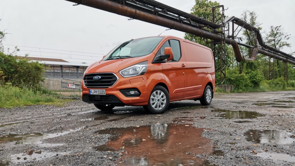 Ford Transit Custom PHEV (plug-in hybrid) náhled