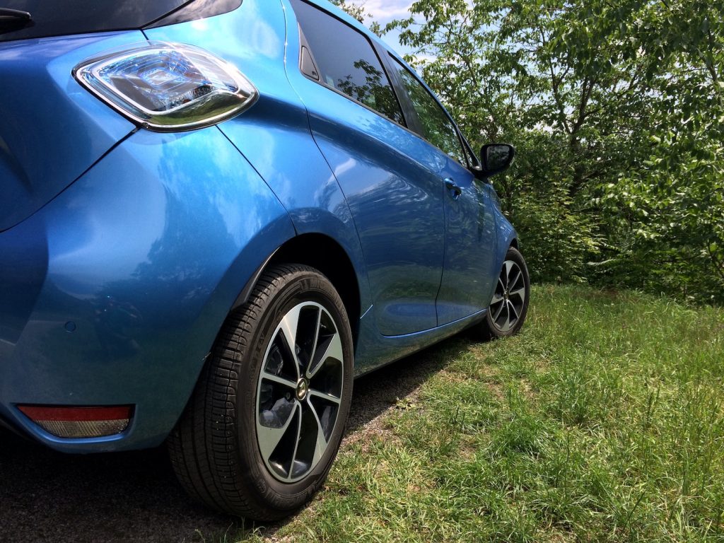 Renault ZOE R110 - zadní světlo a kolo