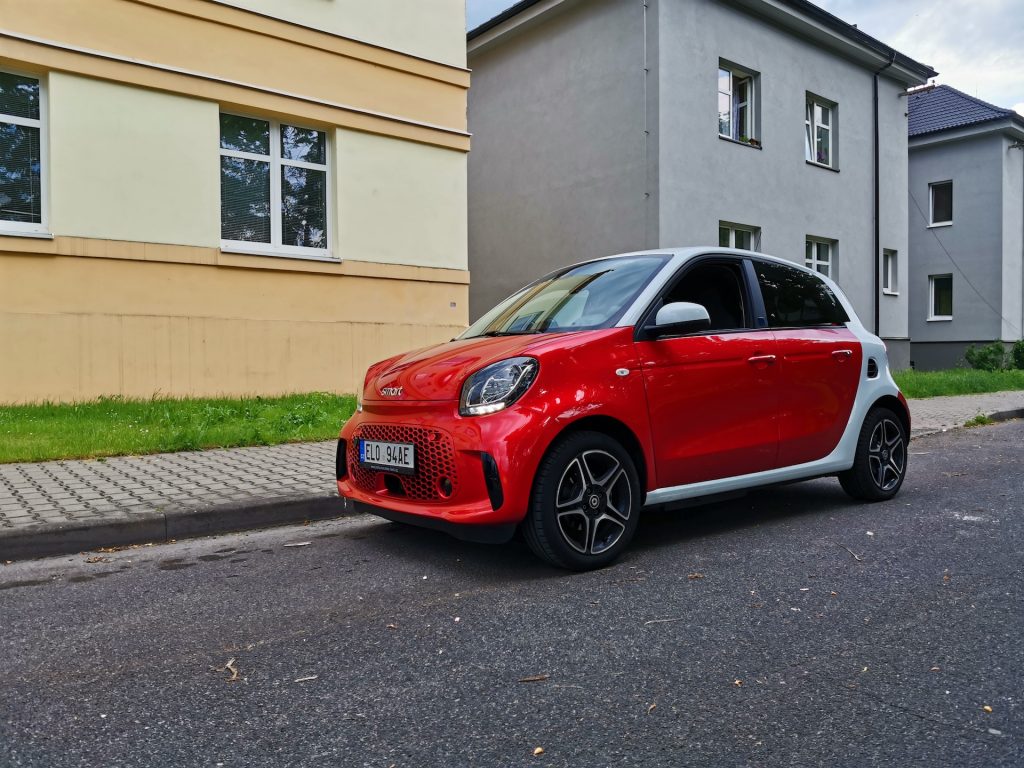 smart EQ forfour - před okruhem