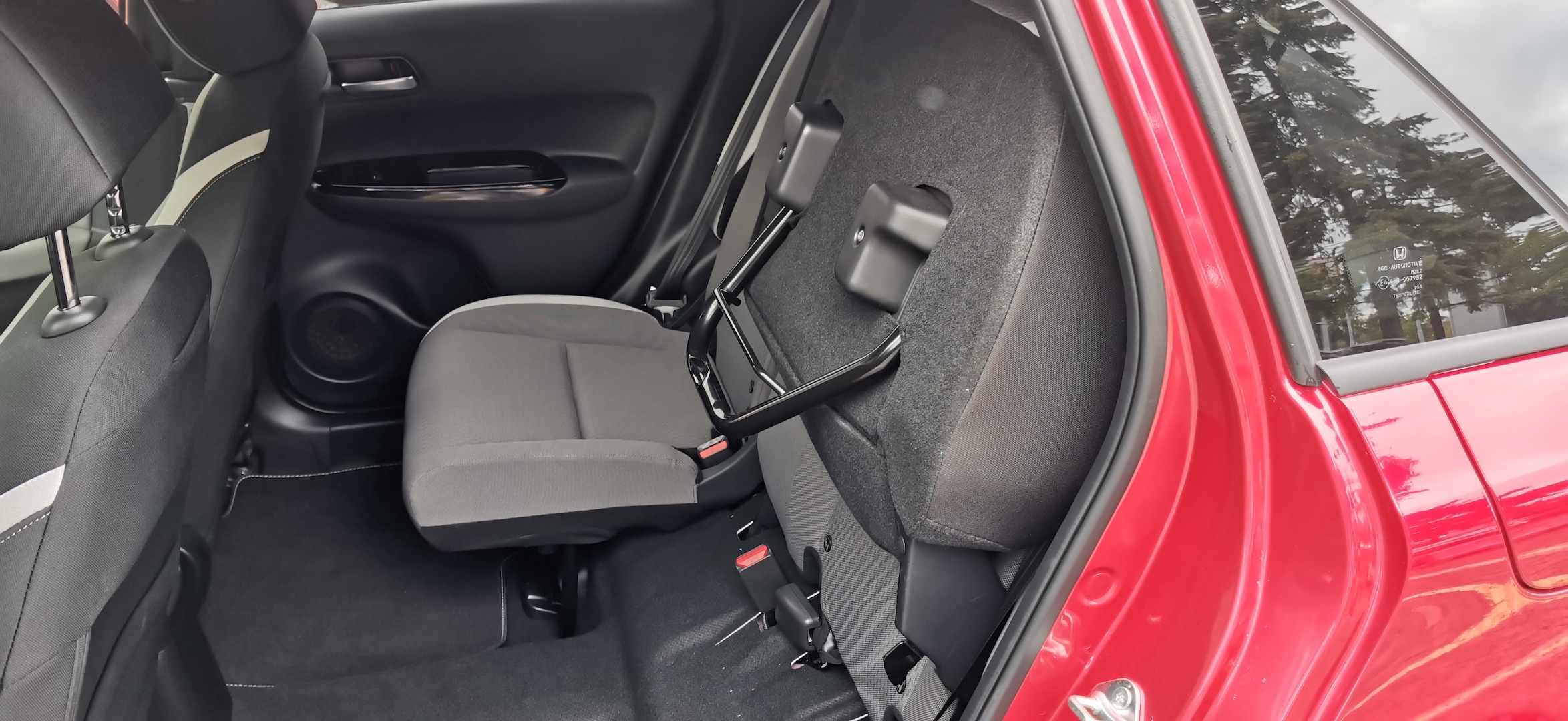 Honda Jazz Hybrid Crosstar - sedačky Magic Seats