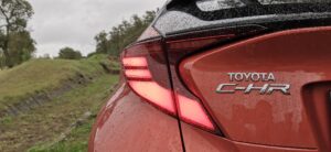 Toyota C-HR Hybrid - označení modelu