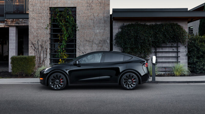 Tesla Model Y - budou z Berlína vyjíždět levnější Tesly?