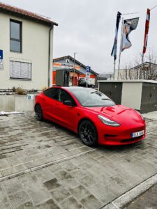 Tesla Model 3 SR - zimní test