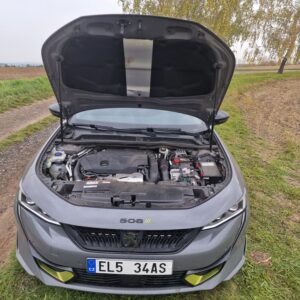 Peugeot 508 PSE - motor 1,6 litru (foto Jan Švandrlík)