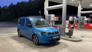 Volkswagen Caddy California, konečné tankování v Česku