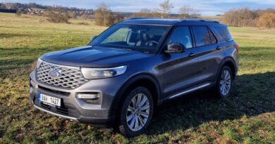 Ford Explorer Platinum