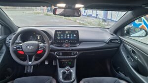 Hyundai i30 N Drive-N interiér
